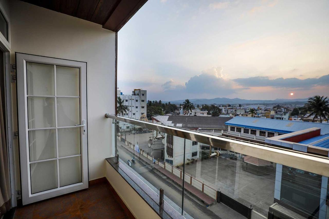 Tresca A Luxury Hotel Chikmagalūr Esterno foto