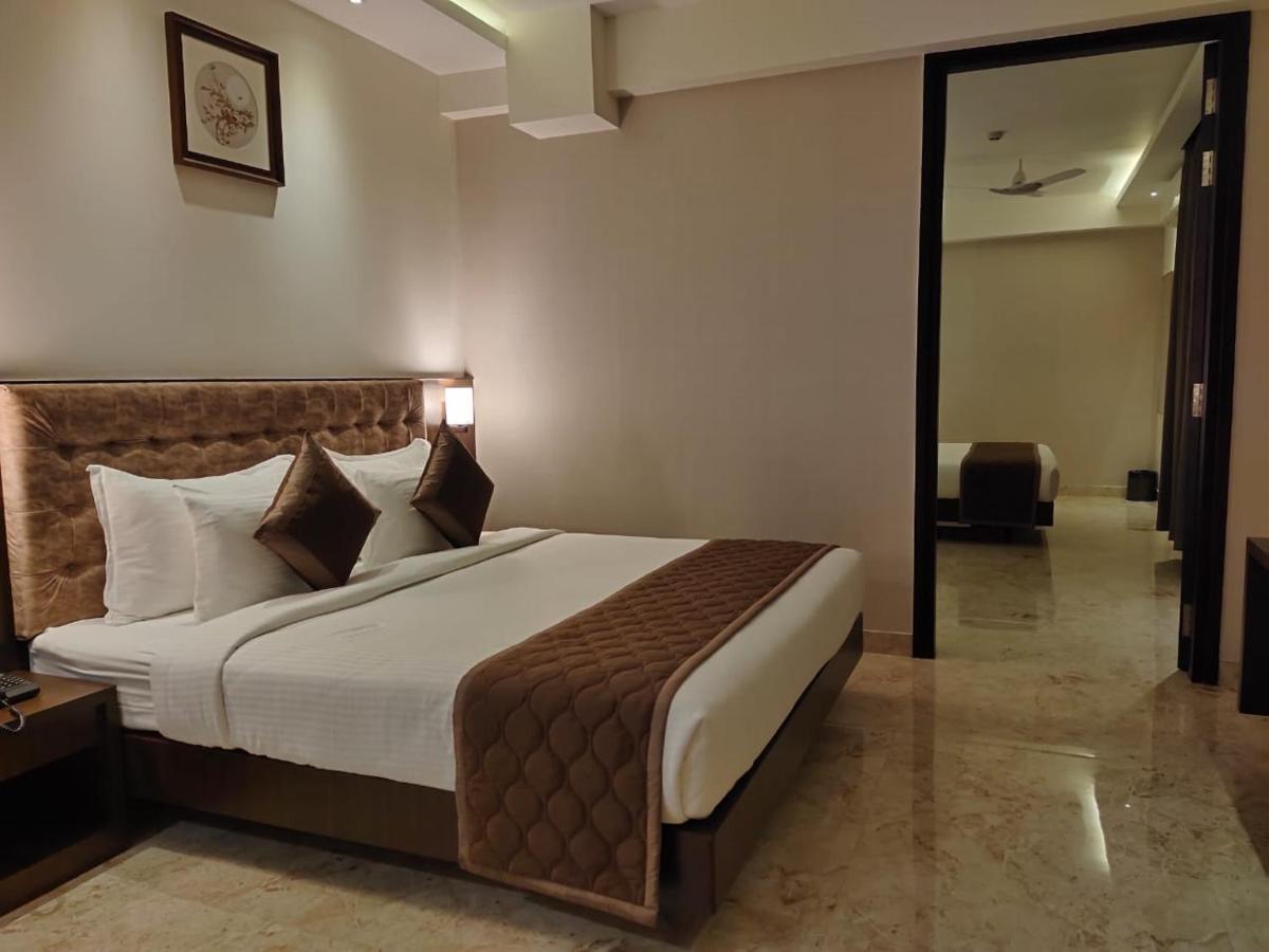 Tresca A Luxury Hotel Chikmagalūr Esterno foto