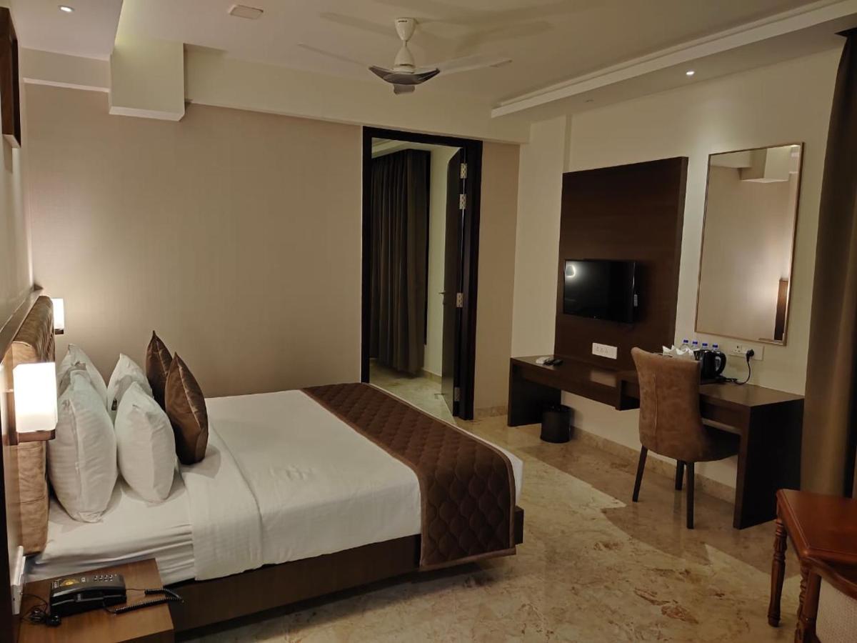 Tresca A Luxury Hotel Chikmagalūr Esterno foto